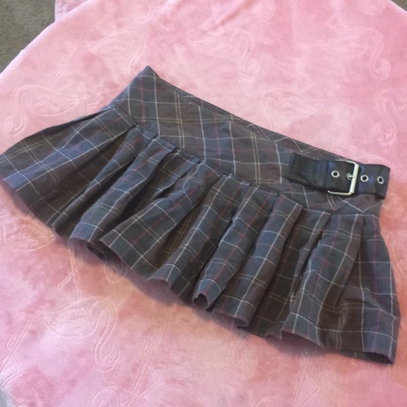 No Boundaries Dresses & Skirts - Vintage pleated mini skirt